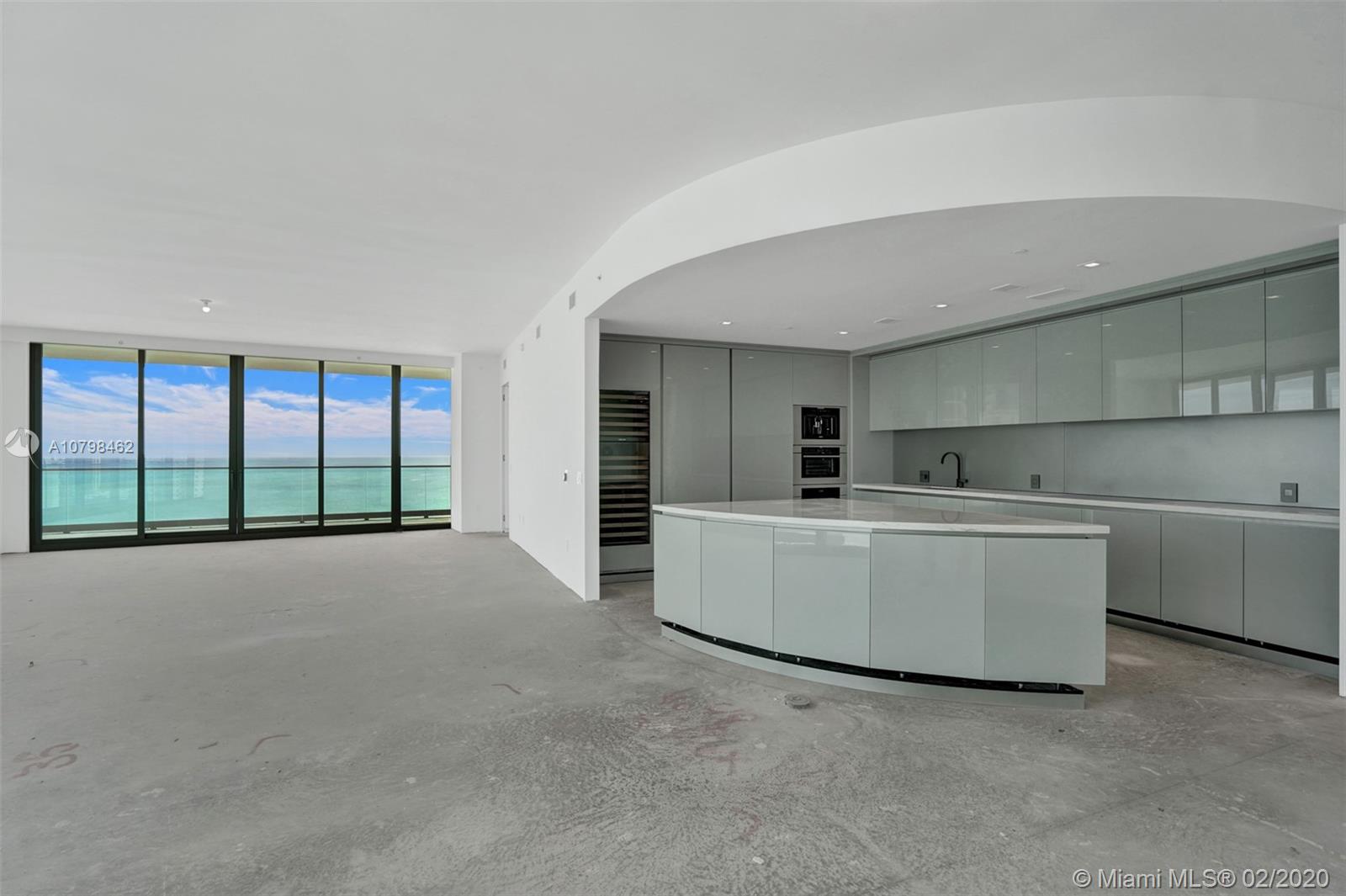 Sunny Isles Beach, FL 33160,18975 Collins Ave #1400