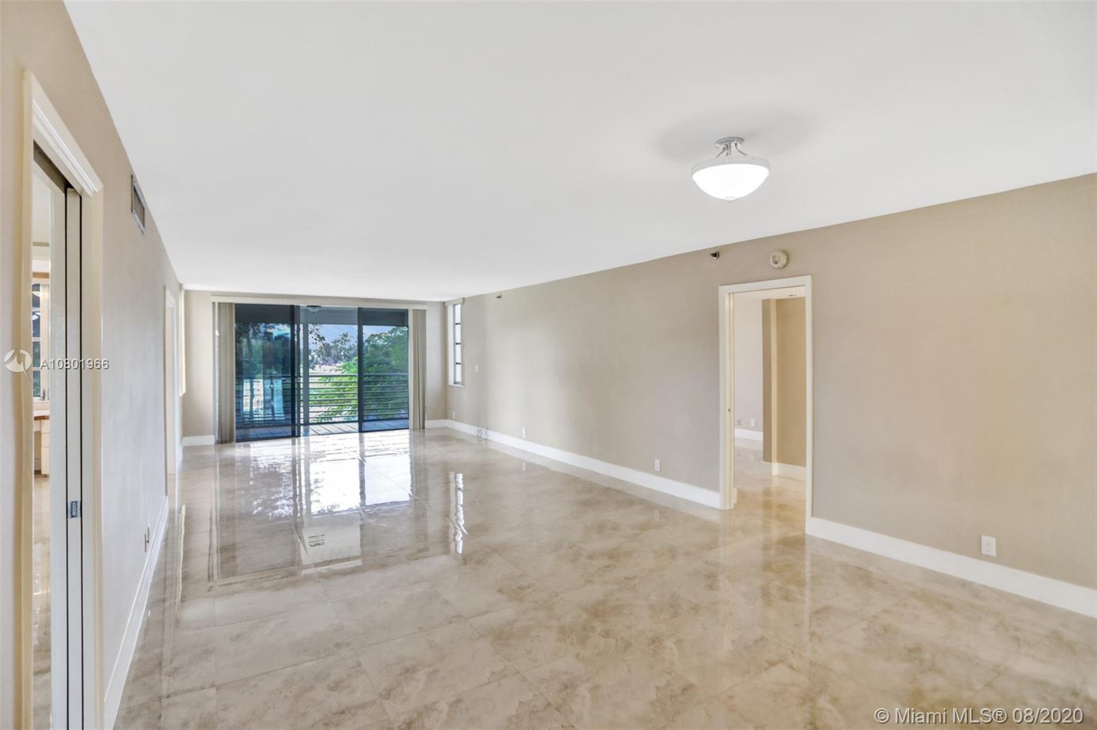 Pompano Beach, FL 33069,3499 Oaks Way #302