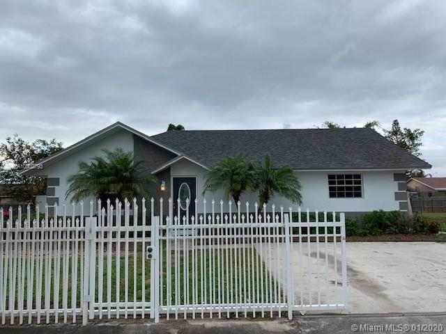 3481 NW 194th St, Miami Gardens, FL 33056