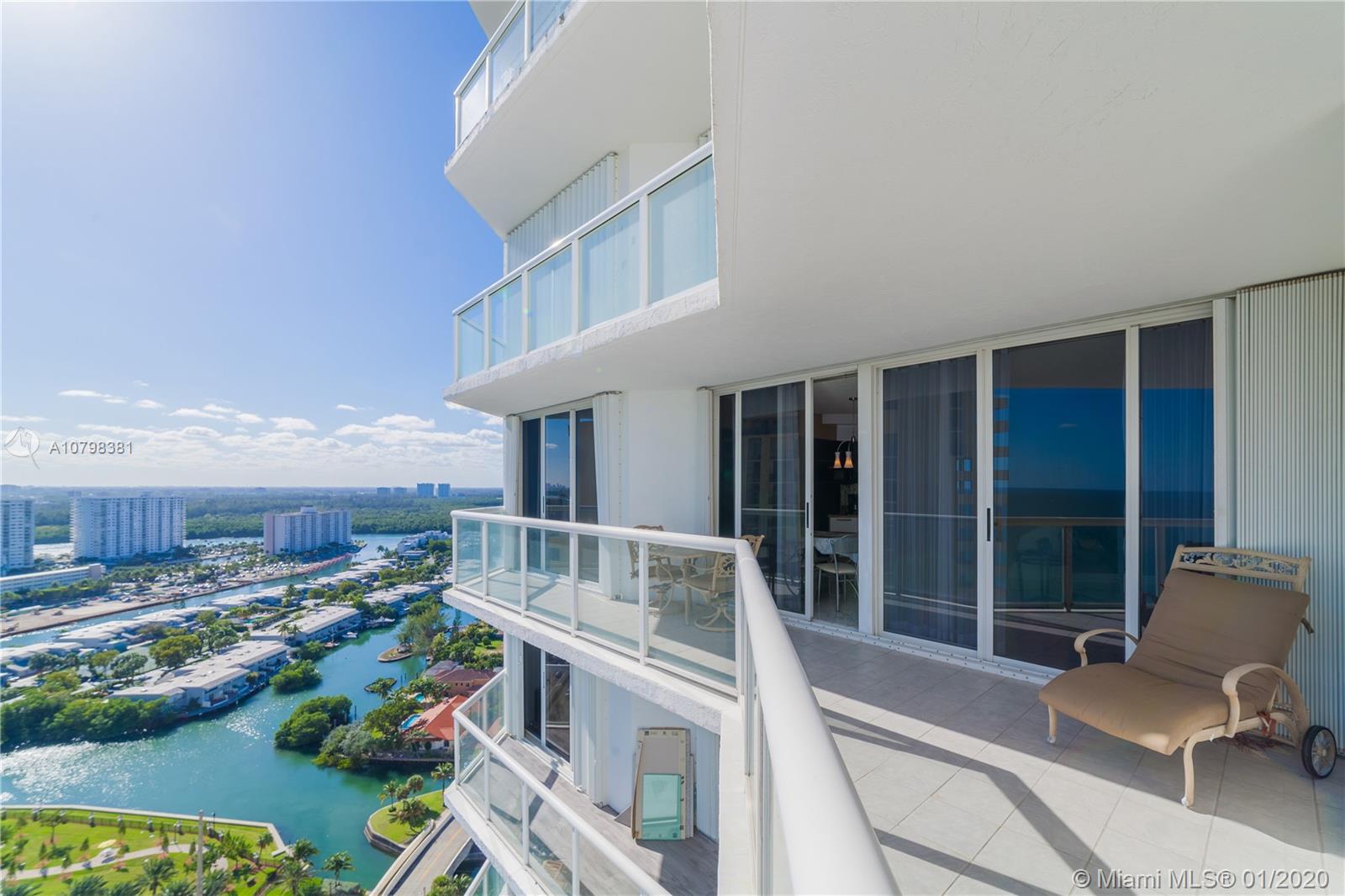 Sunny Isles Beach, FL 33160,16425 Collins Ave #2712