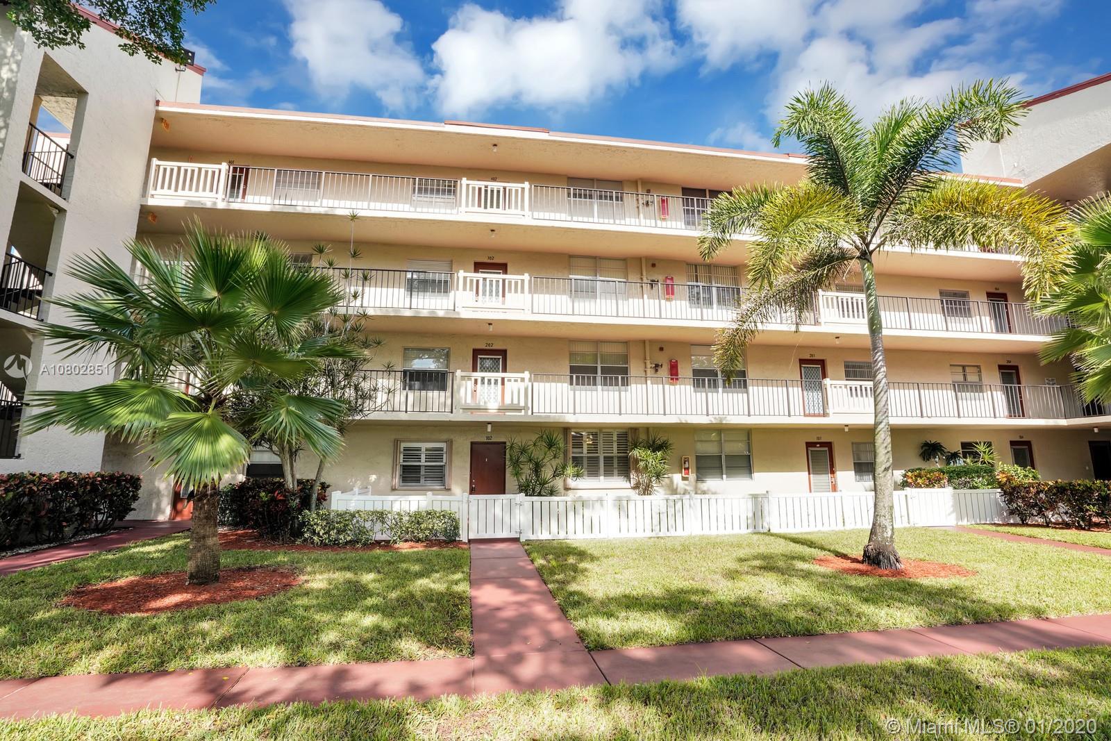 24 Abbey Ln #102, Delray Beach, FL 33446