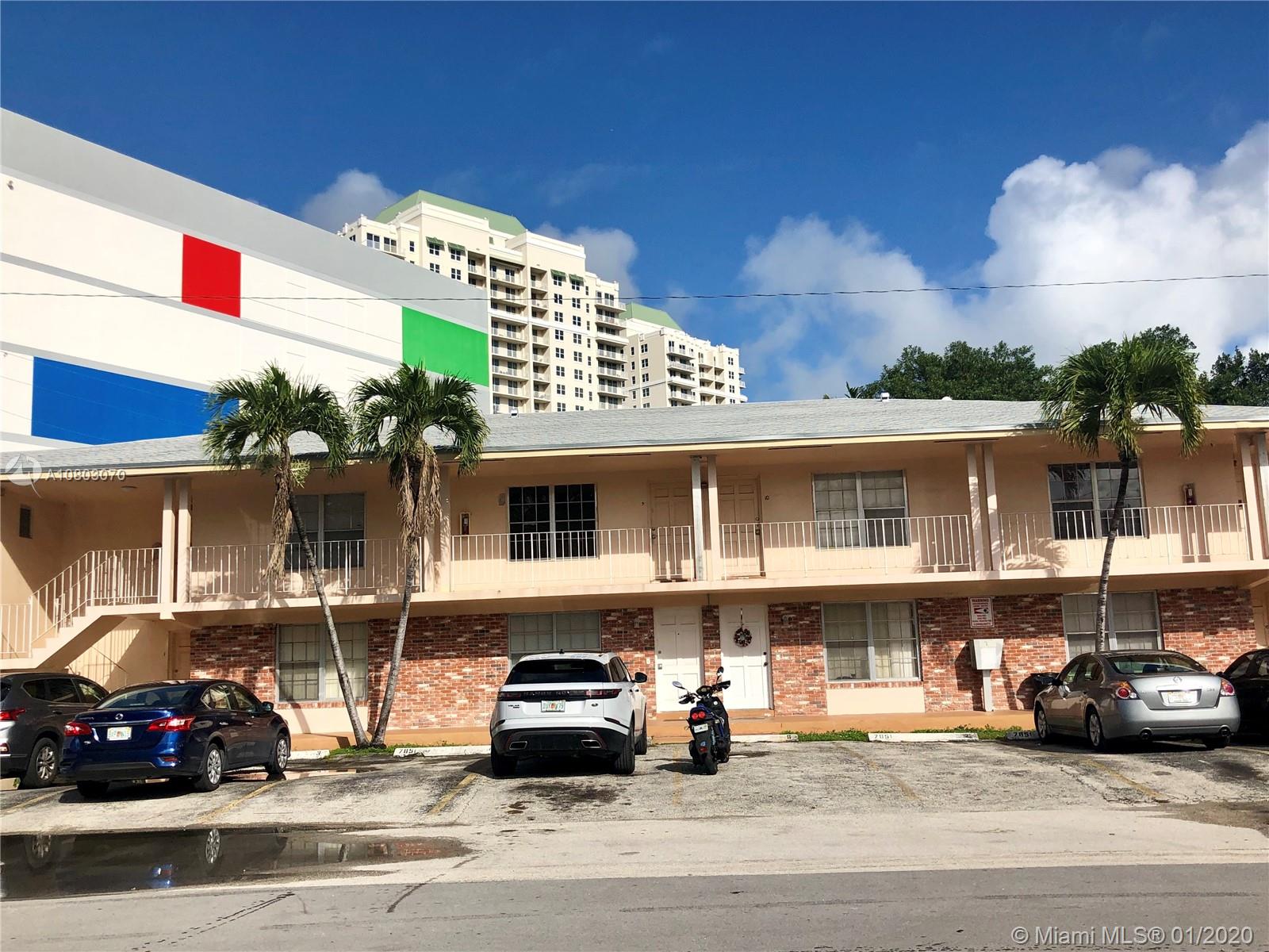 Miami, FL 33138,7851 Dunham Blvd #2