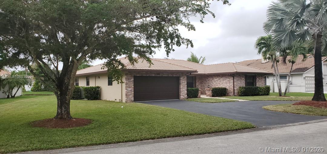 Coral Springs, FL 33071,674 NW 111th Way