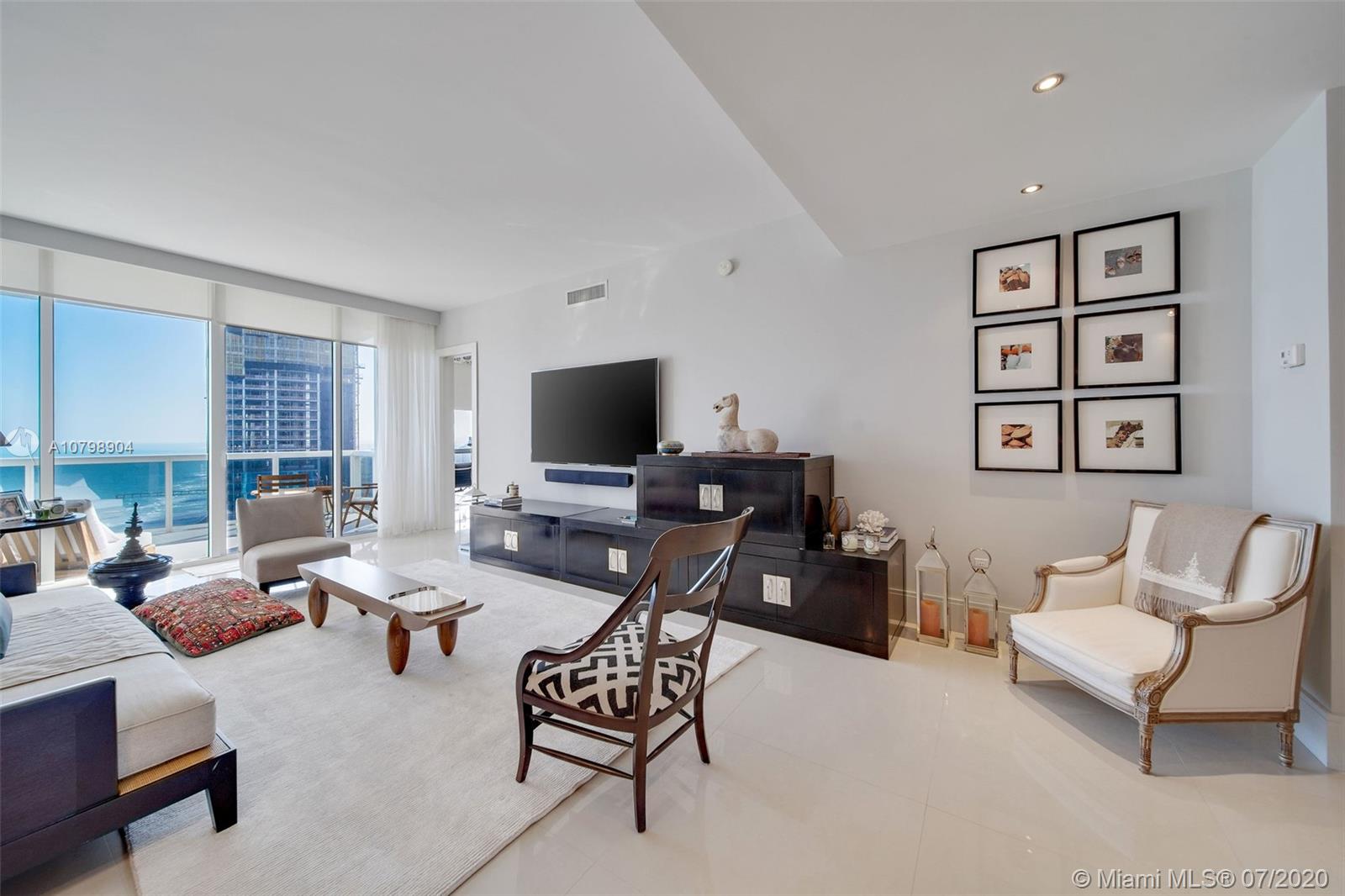 Sunny Isles Beach, FL 33160,18101 Collins Ave #5002