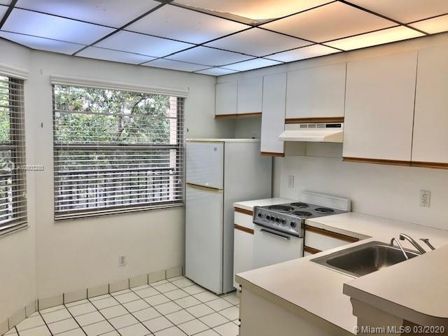 Pembroke Pines, FL 33027,12501 SW 14th St #304R