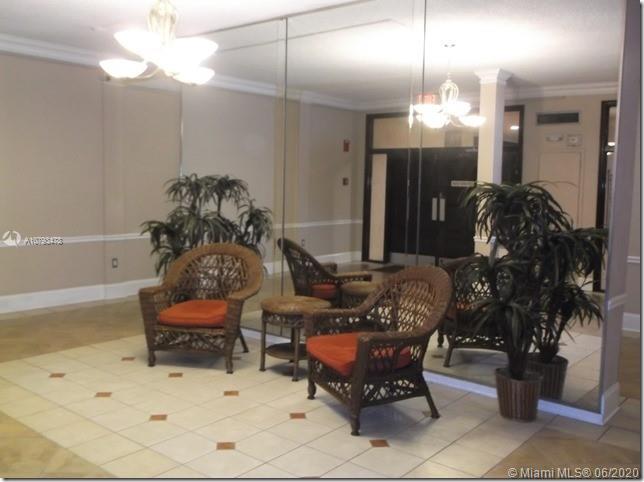 West Palm Beach, FL 33401,500 Executive Center Drive #3K