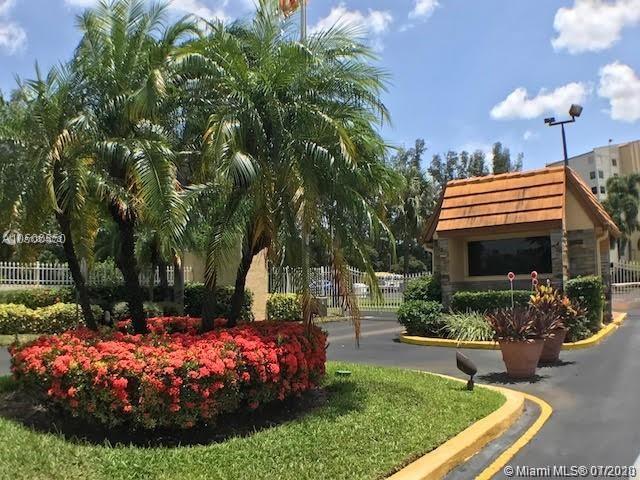 3940 Inverrary Blvd #704-A, Lauderhill, FL 33319