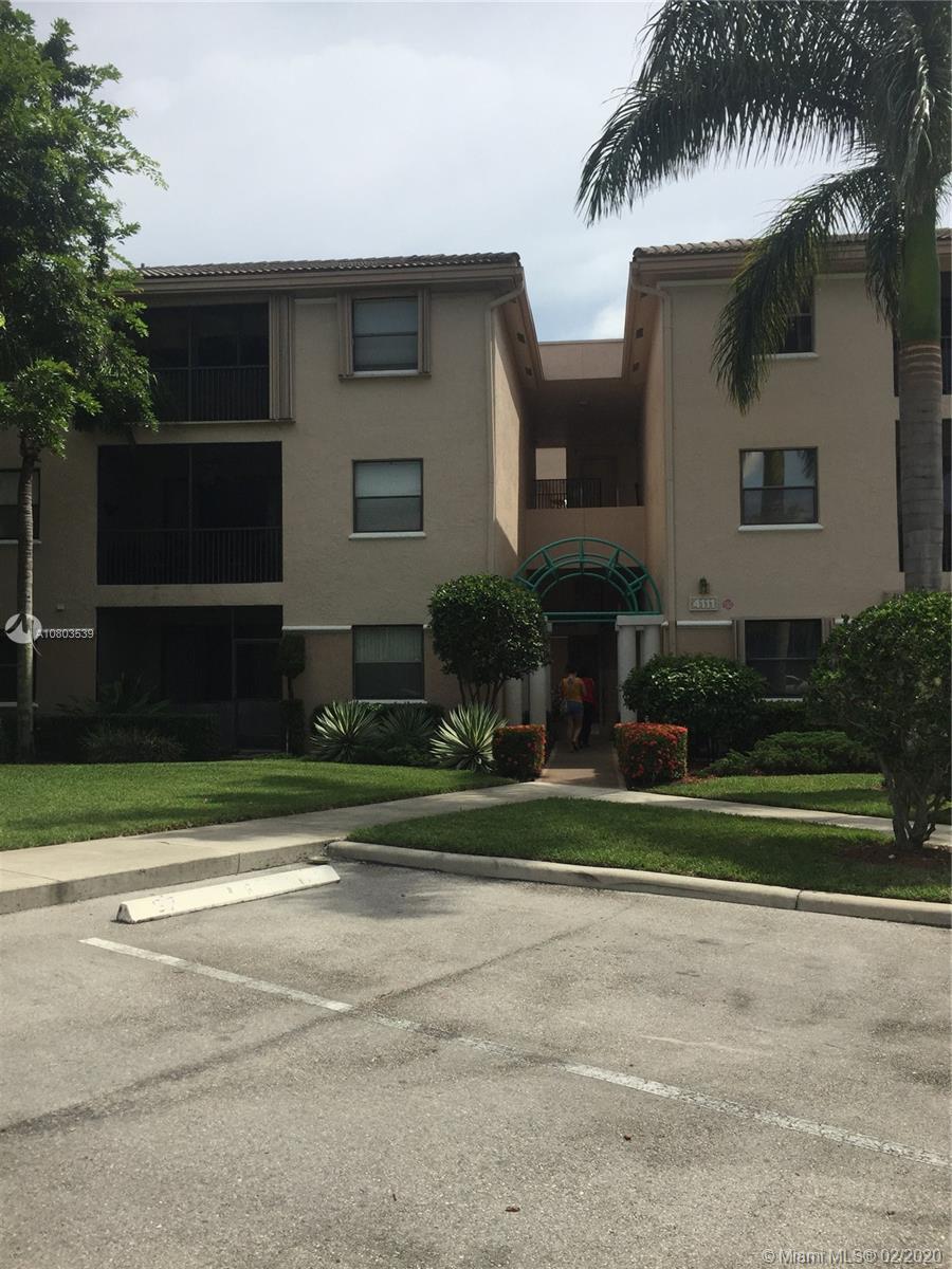 Coconut Creek, FL 33073,4111 Coral Tree Cir #321