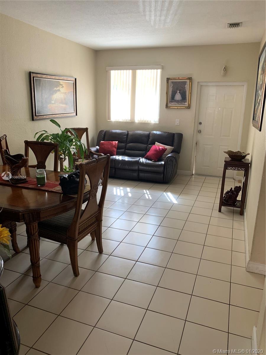 Homestead, FL 33035,1661 SE 28th St #108