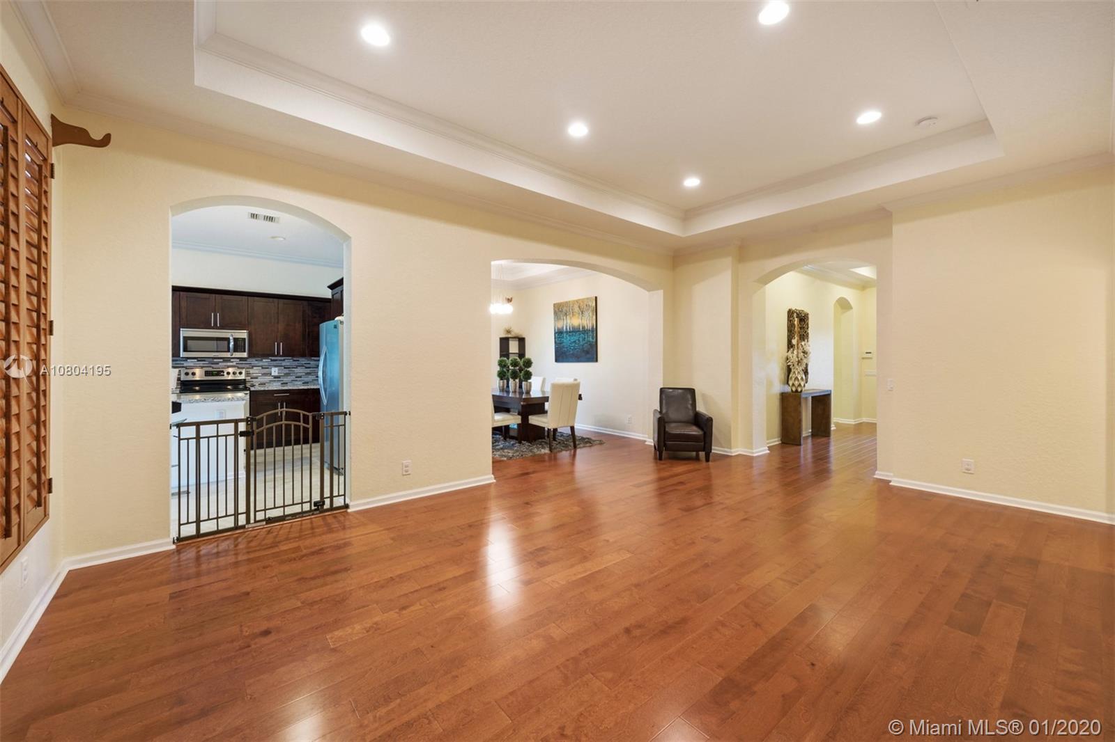 Weston, FL 33327,1929 W Harbor View Cir