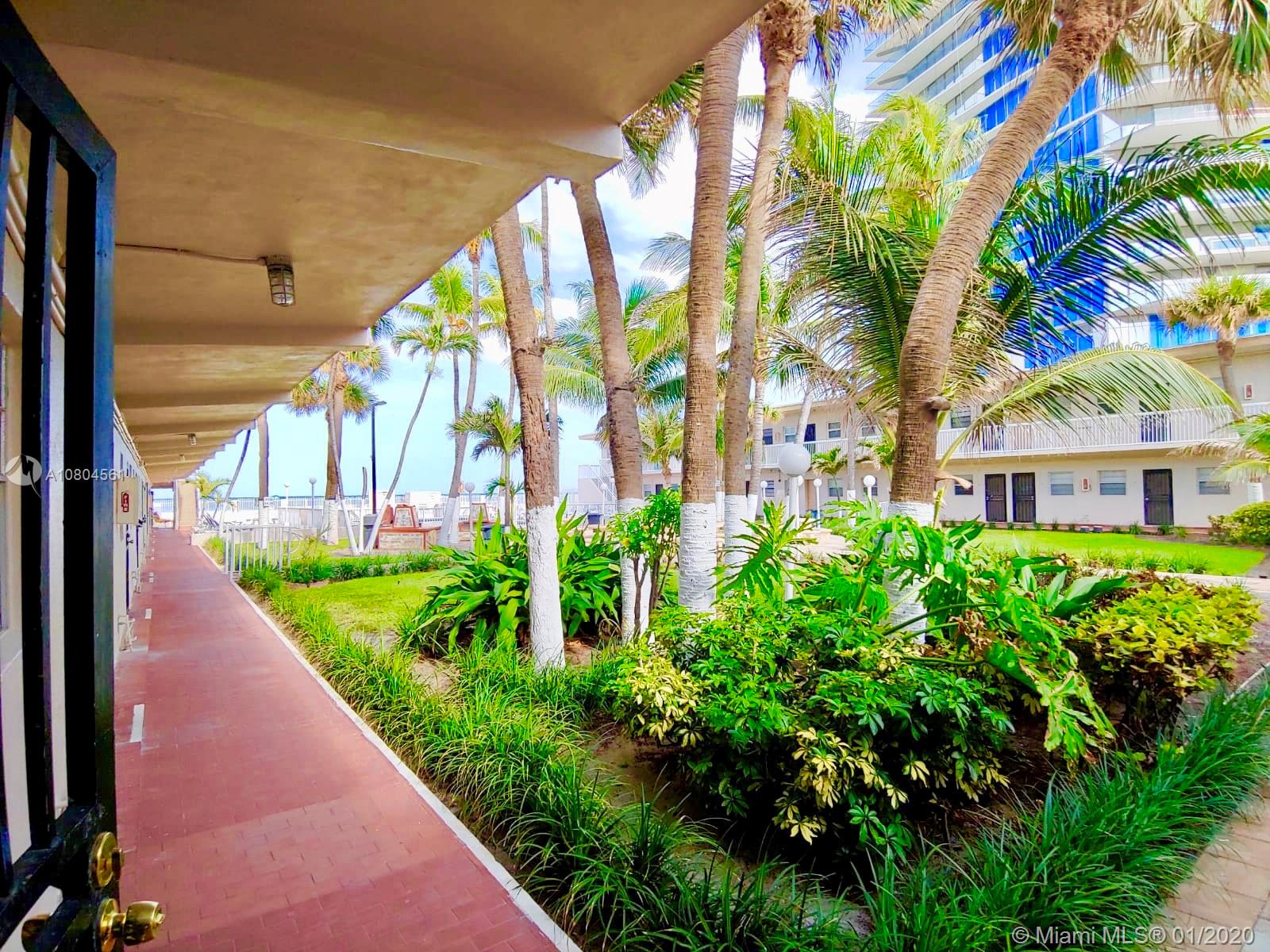 Sunny Isles Beach, FL 33160,19051 S Collins Ave #E114