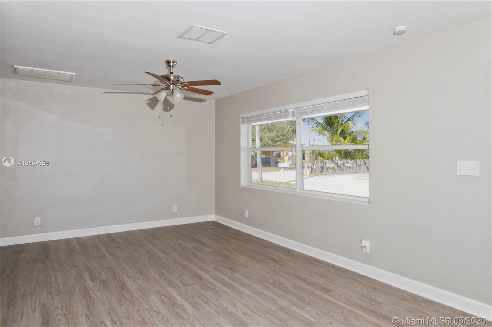 North Palm Beach, FL 33408,1944 Holman Dr