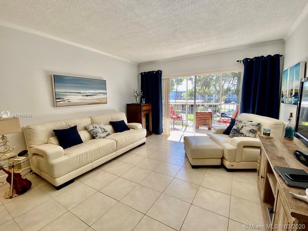 Hollywood, FL 33021,1101 Hillcrest Ct #203