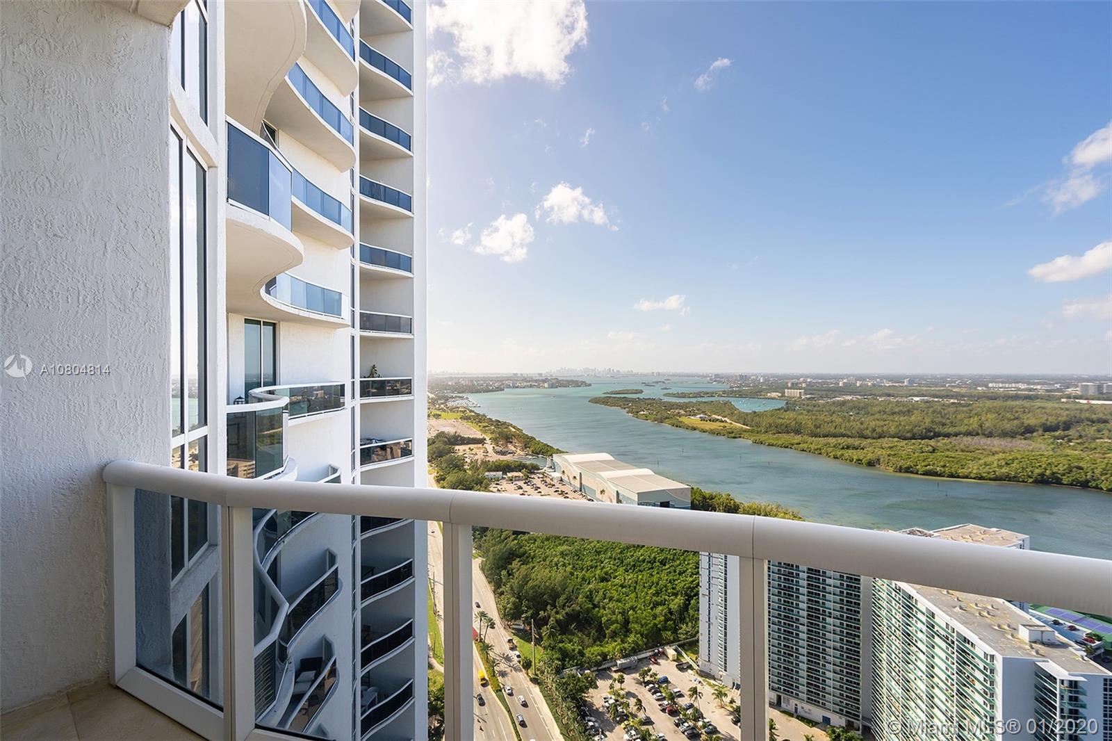 Sunny Isles Beach, FL 33160,15811 Collins Ave #3704