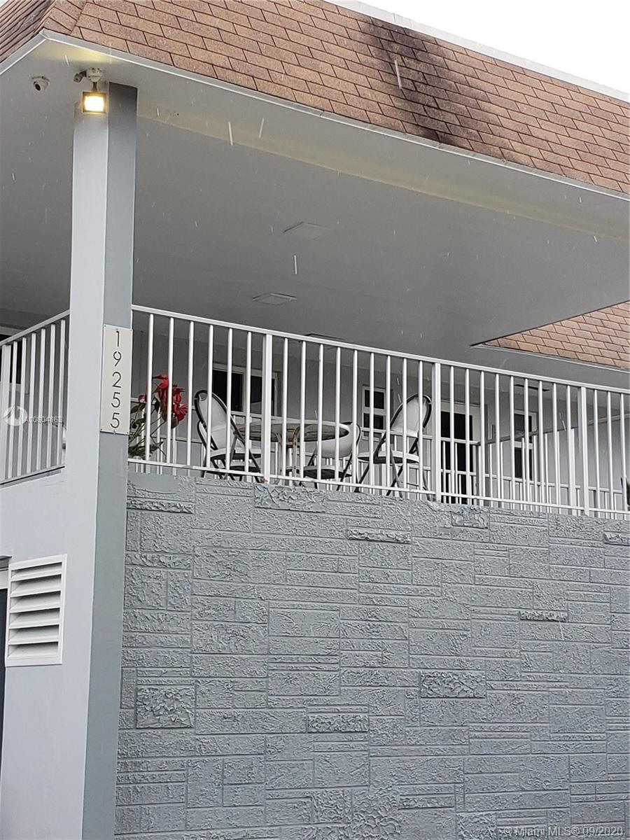 19255 NE 2 Av #2221, Miami, FL 33179