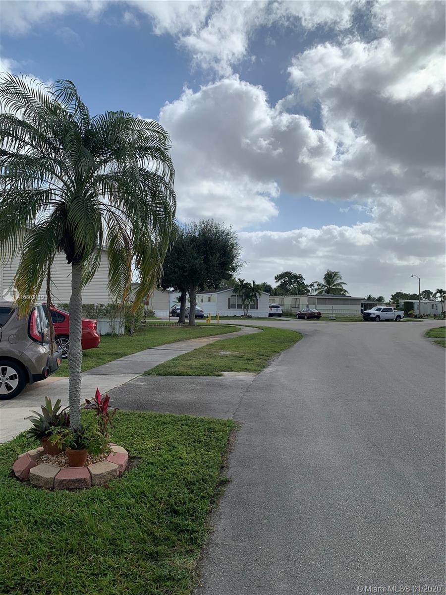 Pembroke Pines, FL 33029,Address not disclosed