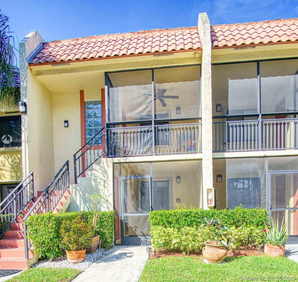 402 Lakeview Dr #202, Weston, FL 33326