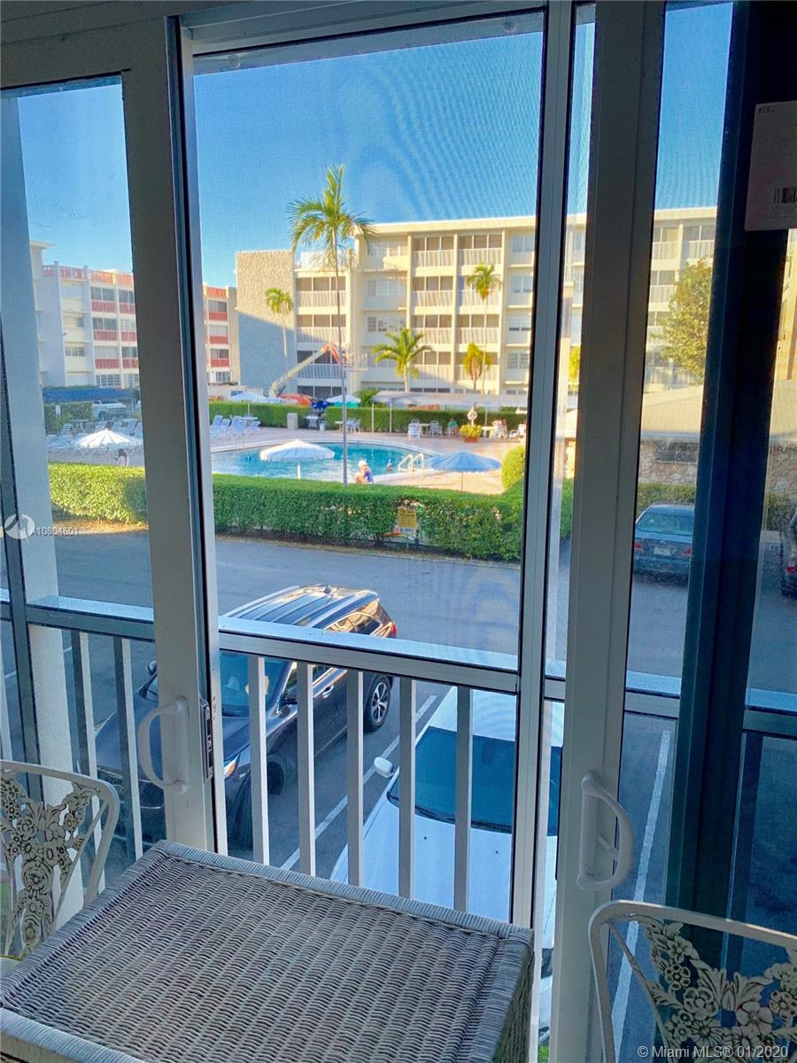 Hallandale Beach, FL 33009,329 SE 3rd St #201T