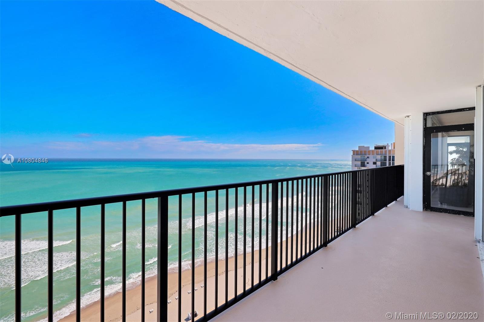 Hollywood, FL 33019,2201 S Ocean Dr #2803