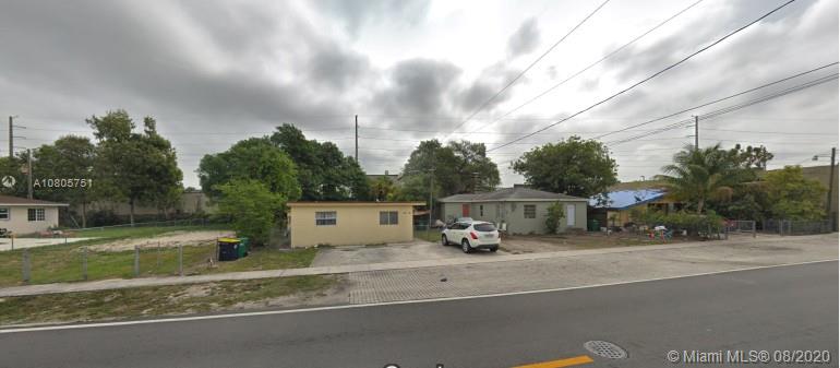 809 Phippen Waiters Rd, Dania Beach, FL 33004