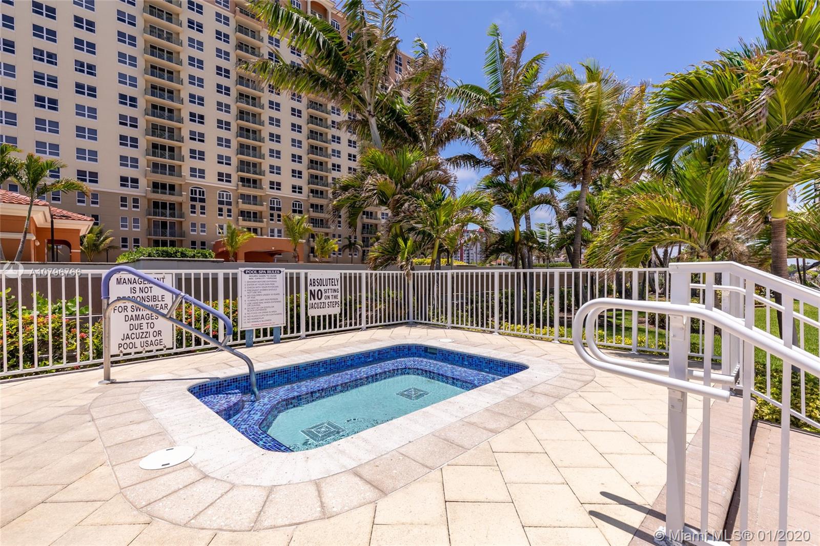 Hallandale Beach, FL 33009,2030 S Ocean #721