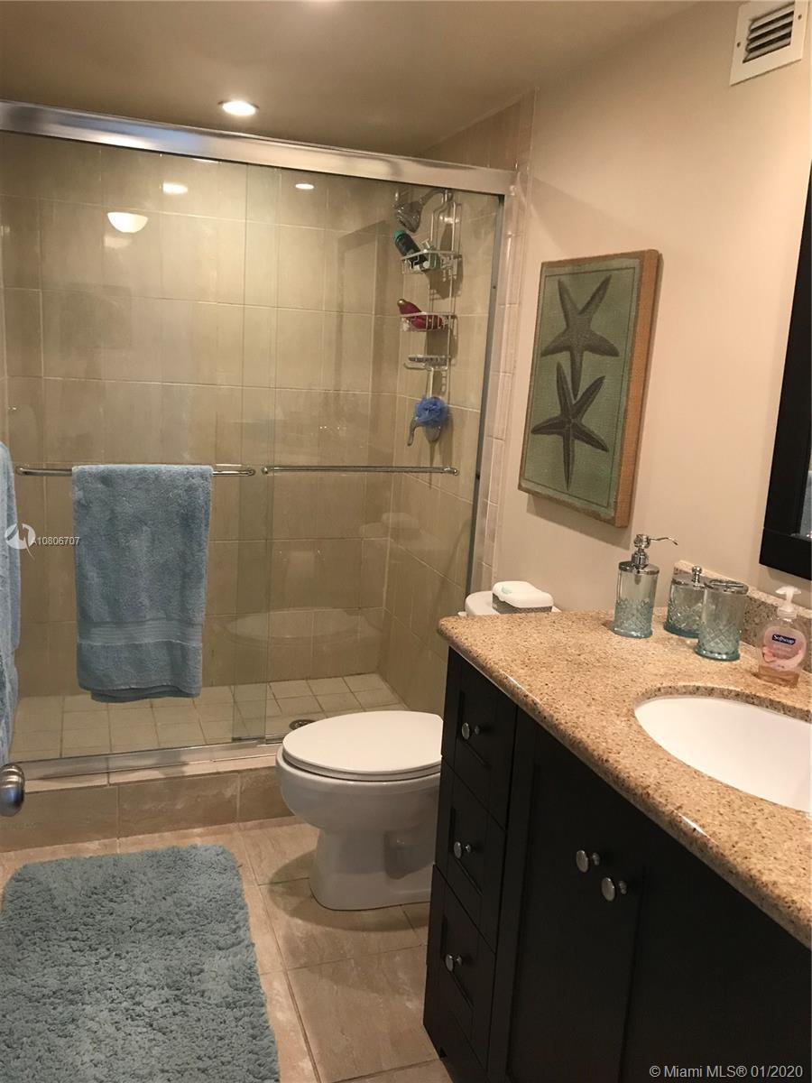 Hollywood, FL 33019,3800 S Ocean Dr #1119