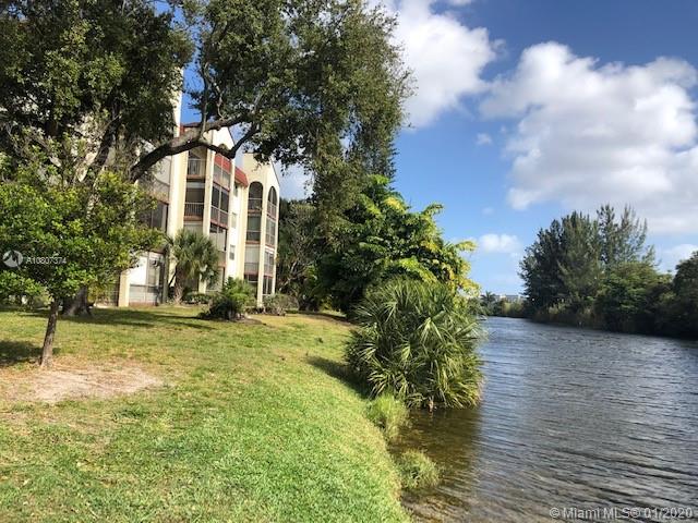 3330 Spanish Moss Ter #412, Lauderhill, FL 33319