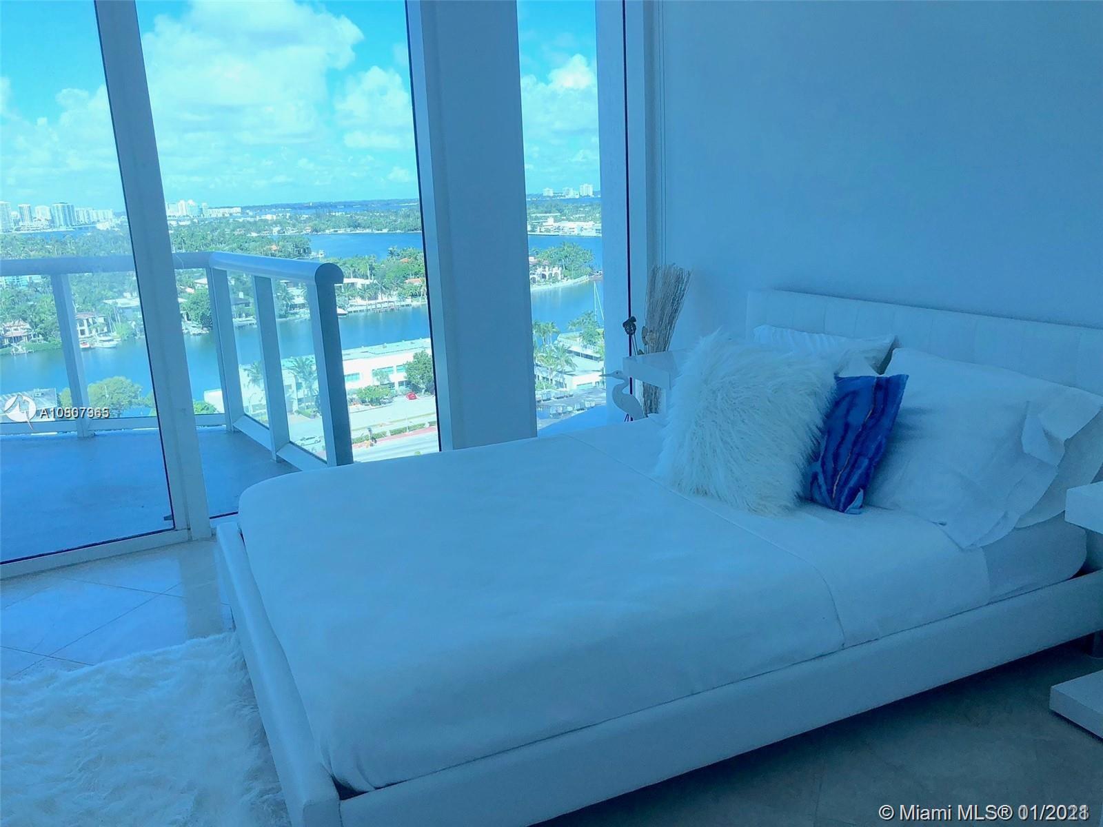 Miami Beach, FL 33141,6515 Collins Ave #1608