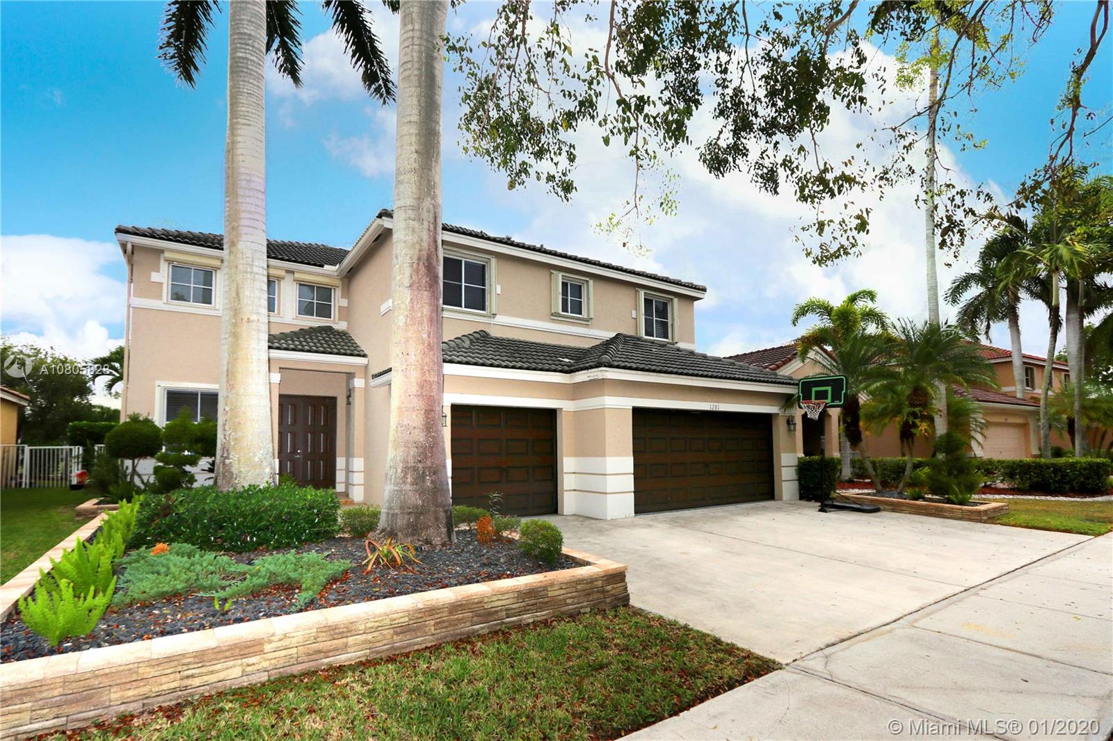 Weston, FL 33327,1281 Chenille Cir