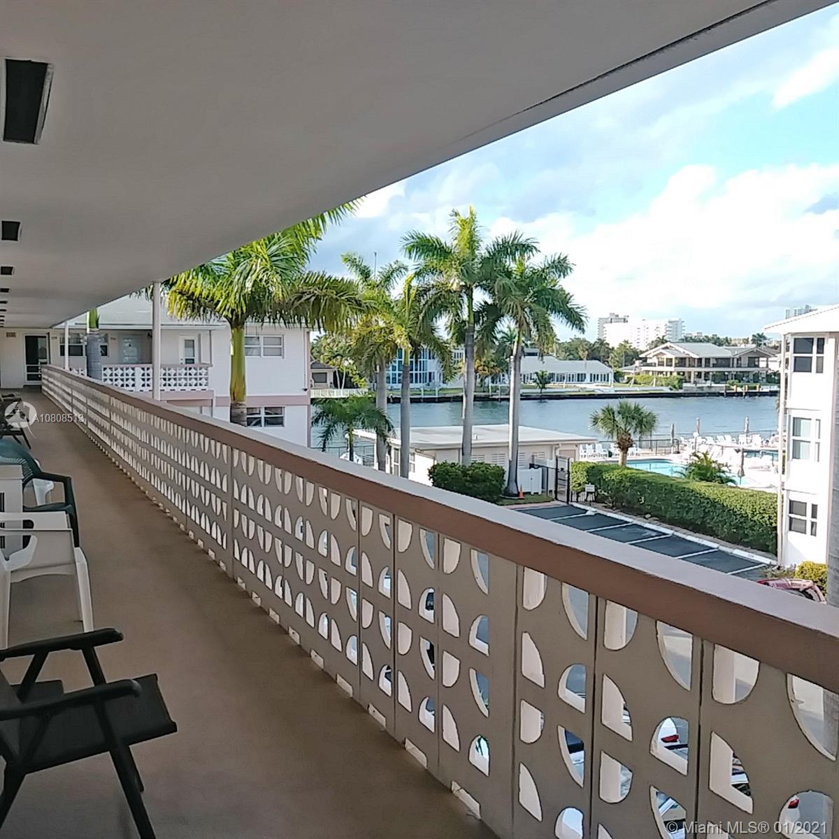 Hallandale Beach, FL 33009,3135 S Ocean Dr #323