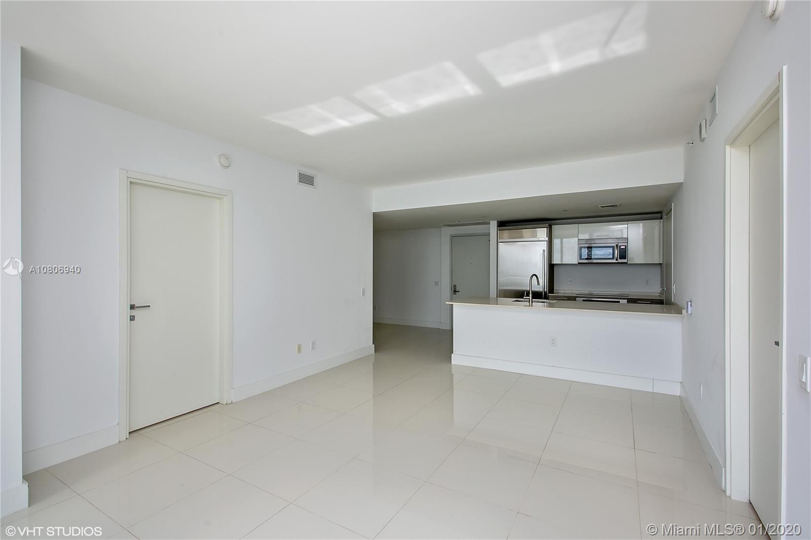 Miami, FL 33131,1300 Brickell Bay Dr #3005