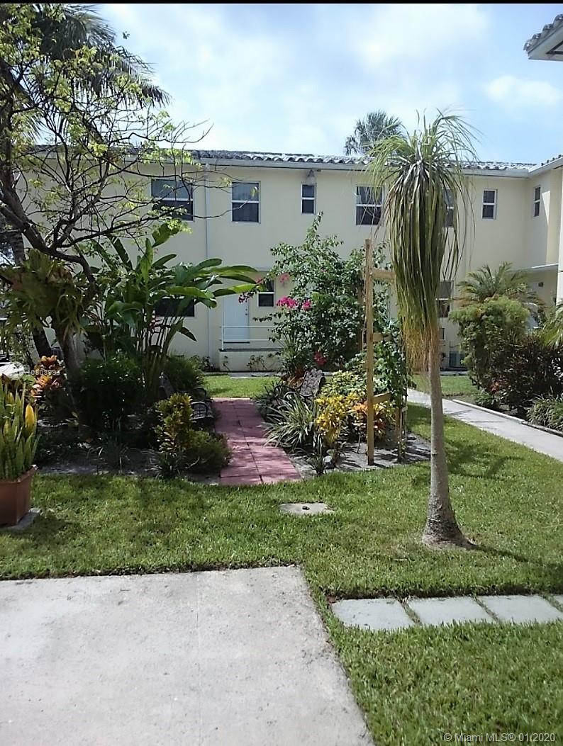 Miami Shores, FL 33138,726 NE 92nd St #2L