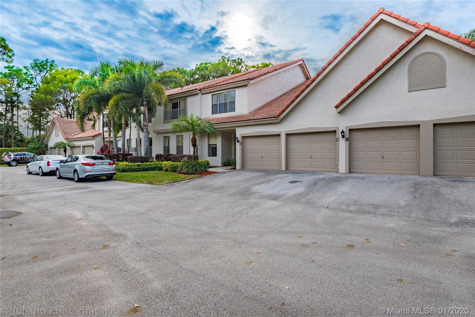 Boca Raton, FL 33486,5790 Coach House Circle #H