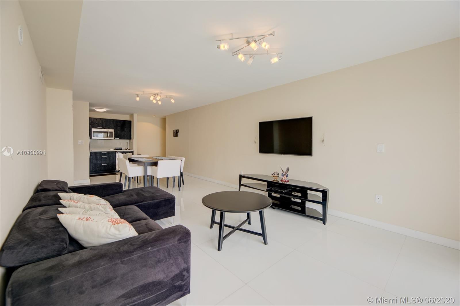 North Miami Beach, FL 33160,3716 NE 168 #308