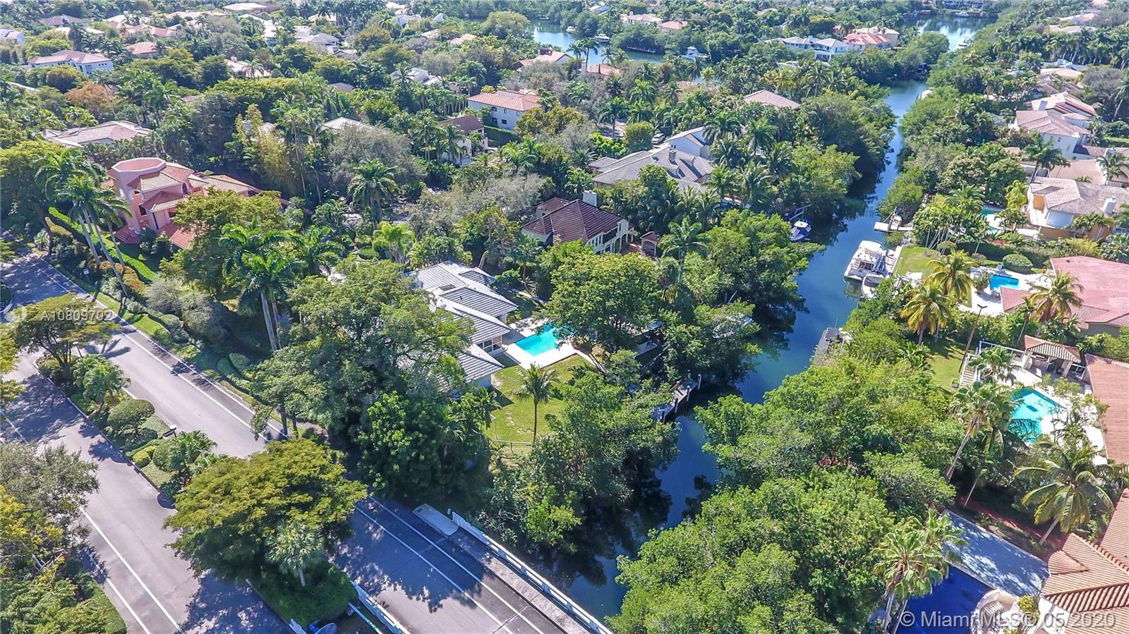 Coral Gables, FL 33143,7100 W Lago Dr