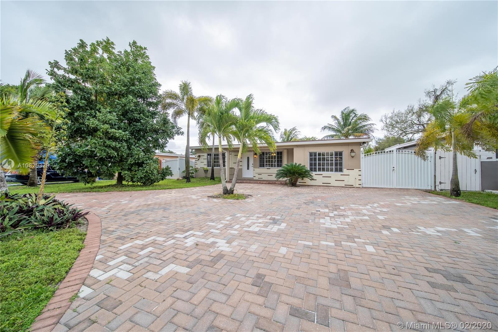 Pembroke Pines, FL 33023,6614 SW 1st Ct