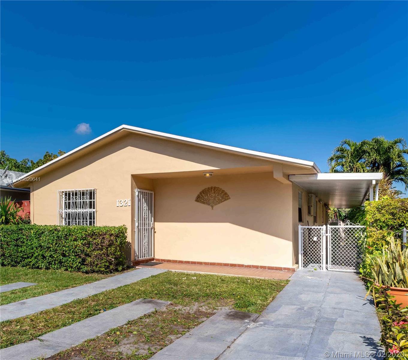 1321 W 42nd St, Hialeah, FL 33012