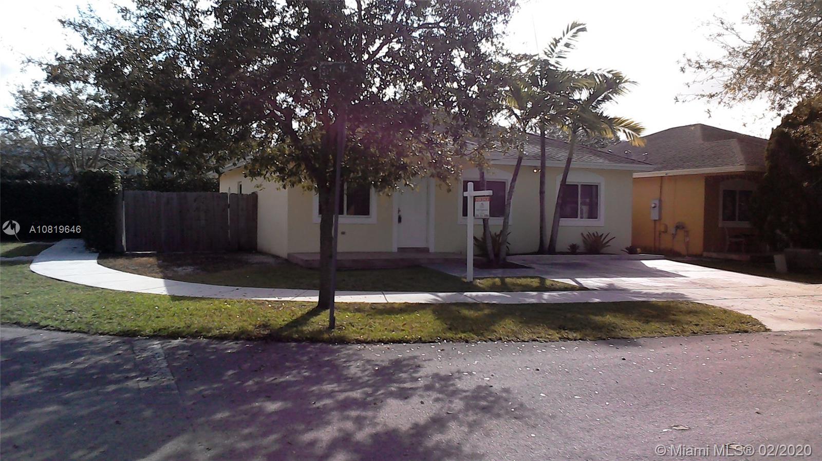 201 SW 15th Pl, Homestead, FL 33030