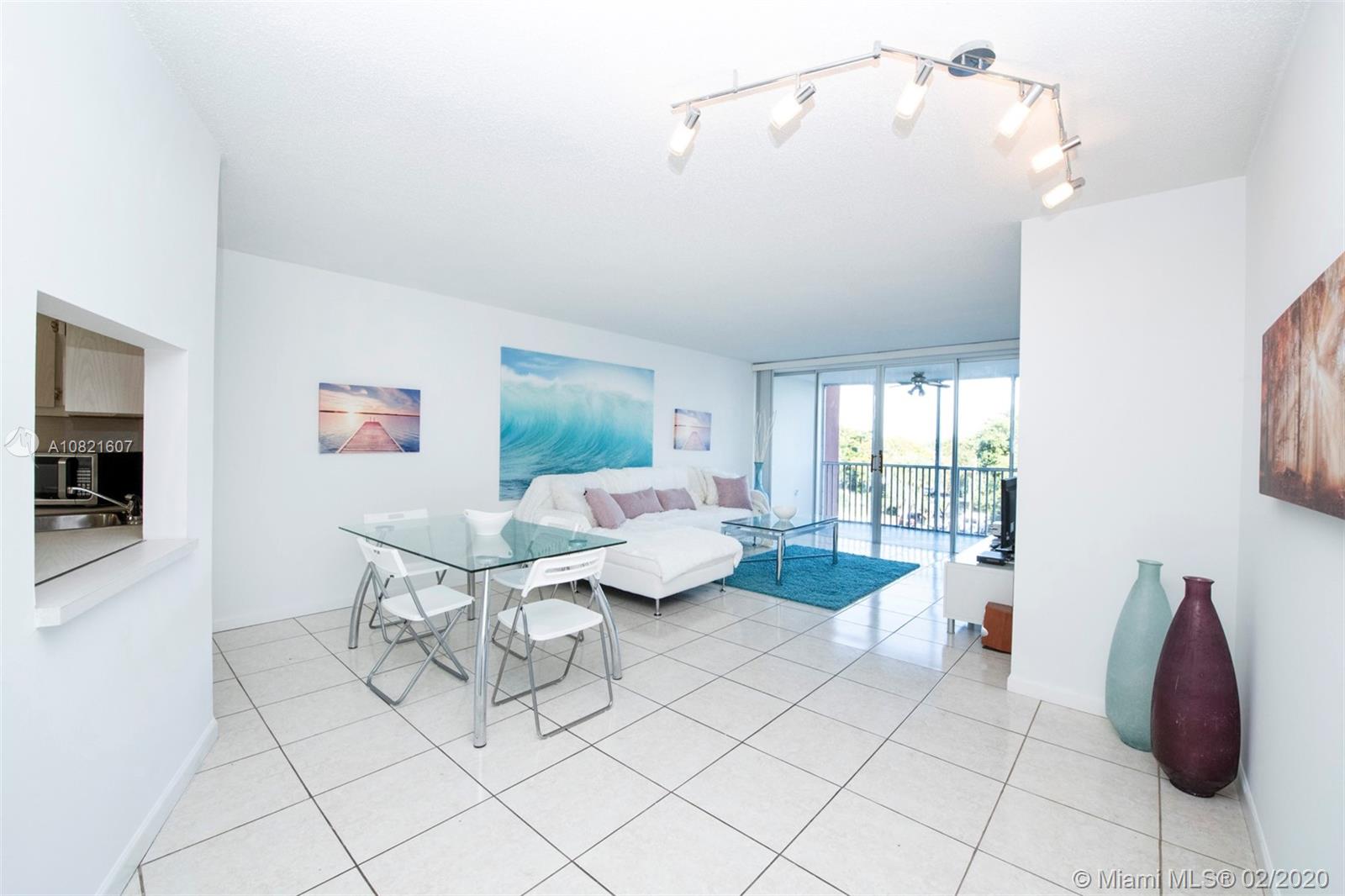 Miami, FL 33179,1780 NE 191st St #403-2