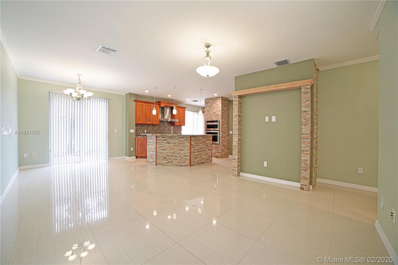 Pembroke Pines, FL 33028,15450 NW 14th Ct