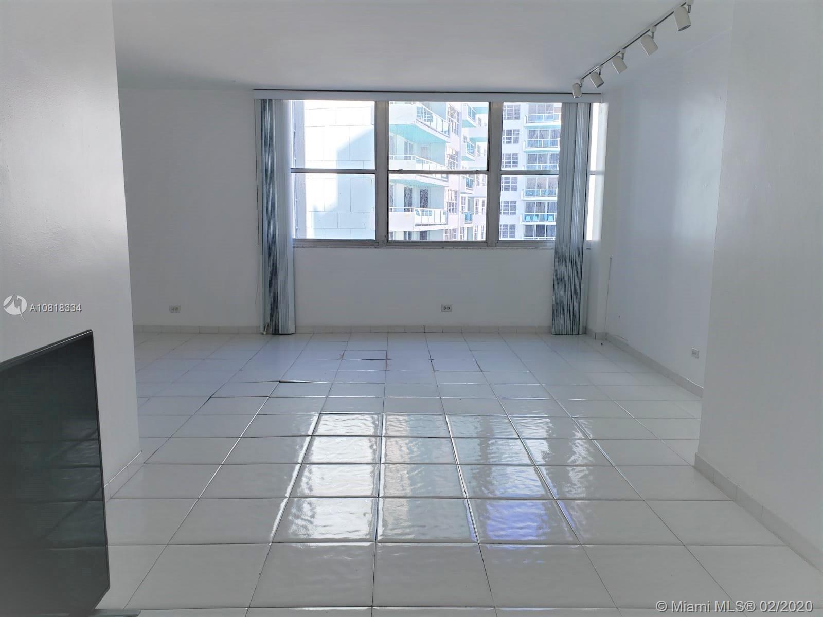 Miami Beach, FL 33140,5055 Collins Ave #5A