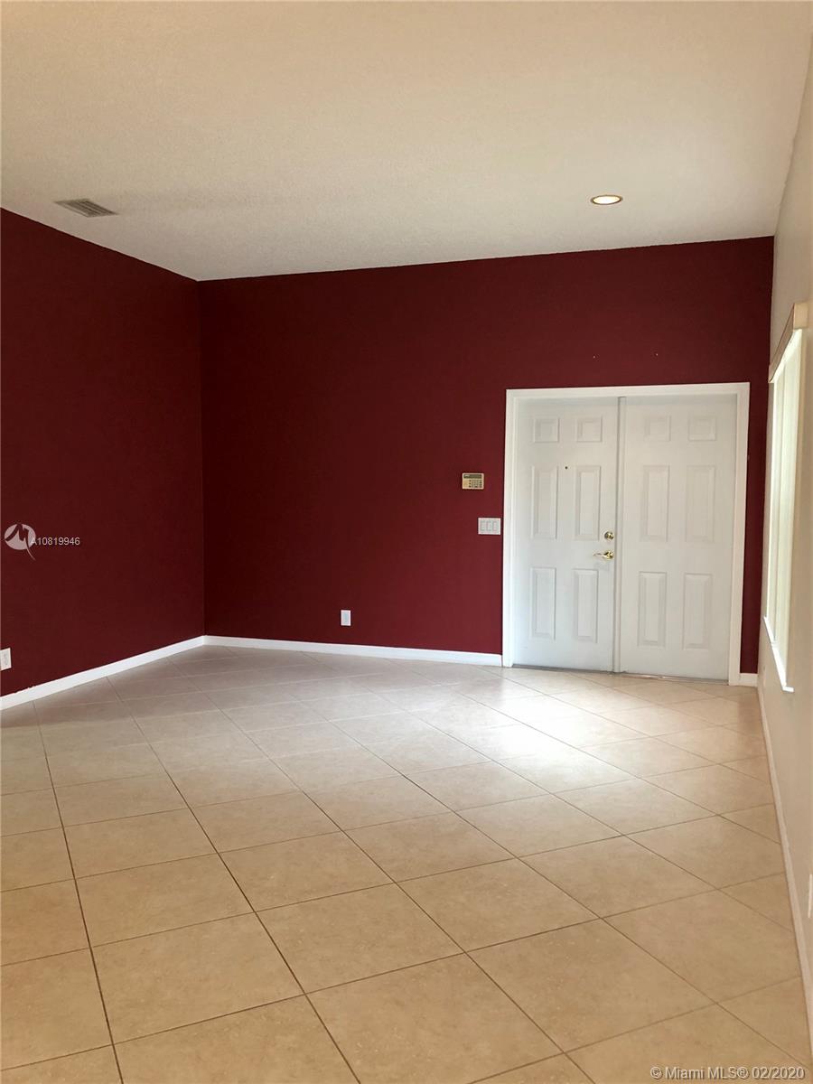 Weston, FL 33327,812 Tanglewood Cir