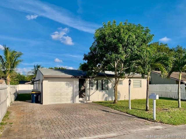 5094 SW 25th Ave, Dania Beach, FL 33312