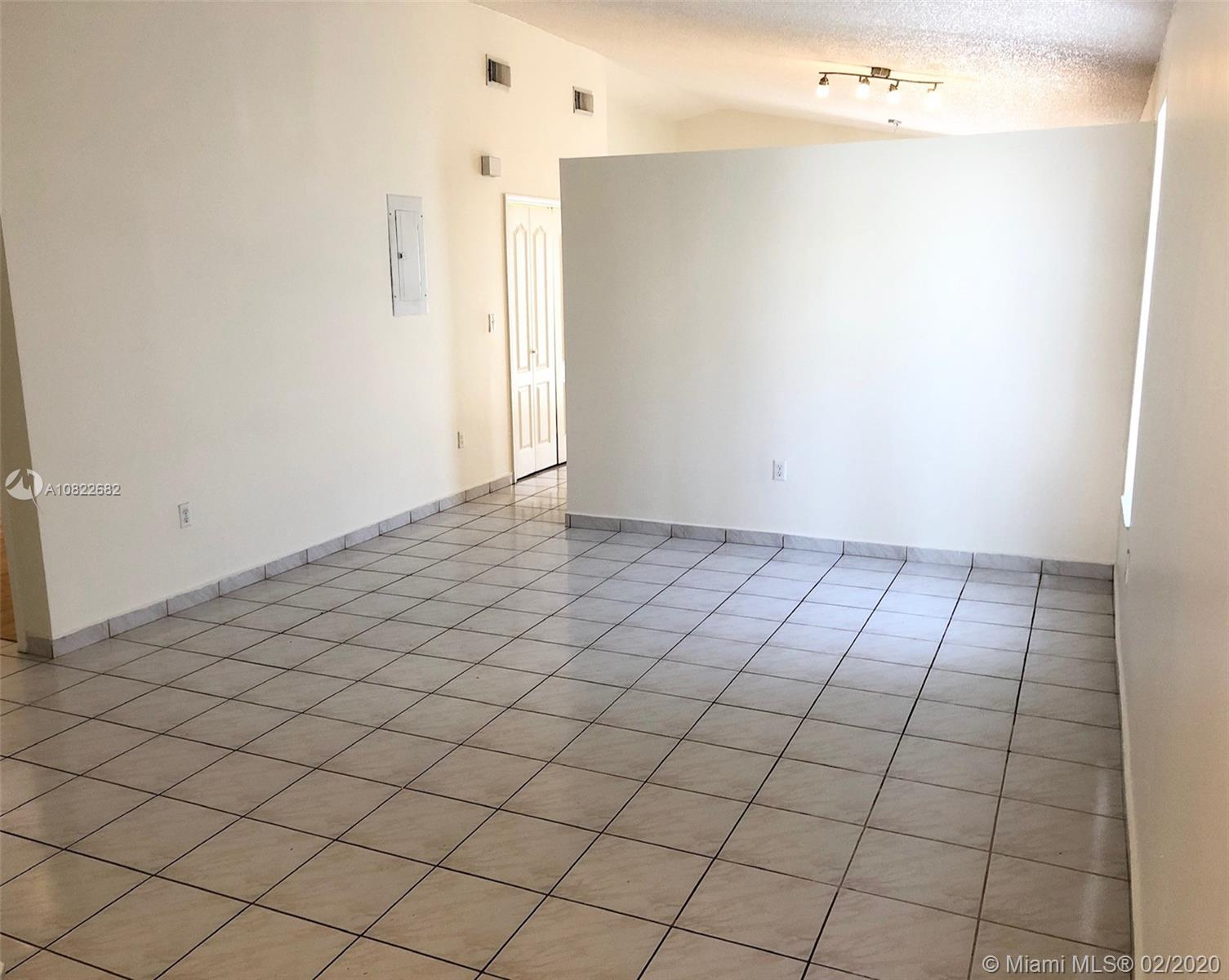 Hialeah, FL 33016,2790 W 70th St