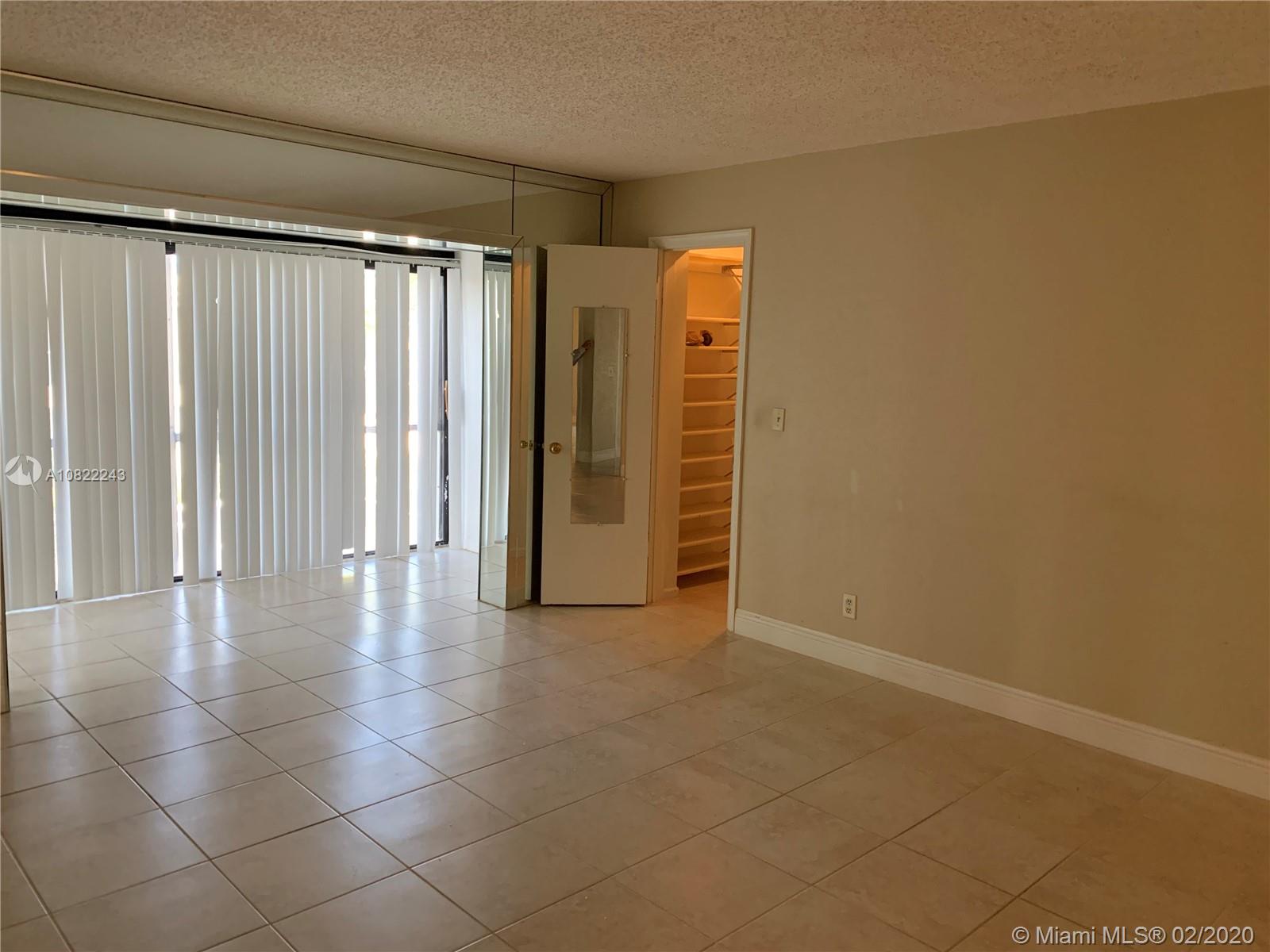 Fort Lauderdale, FL 33308,6275 Bay Club Dr #4