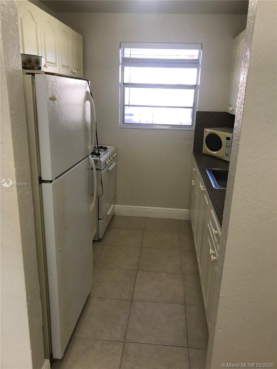 Miami, FL 33155,3903 SW 78th Ct #106