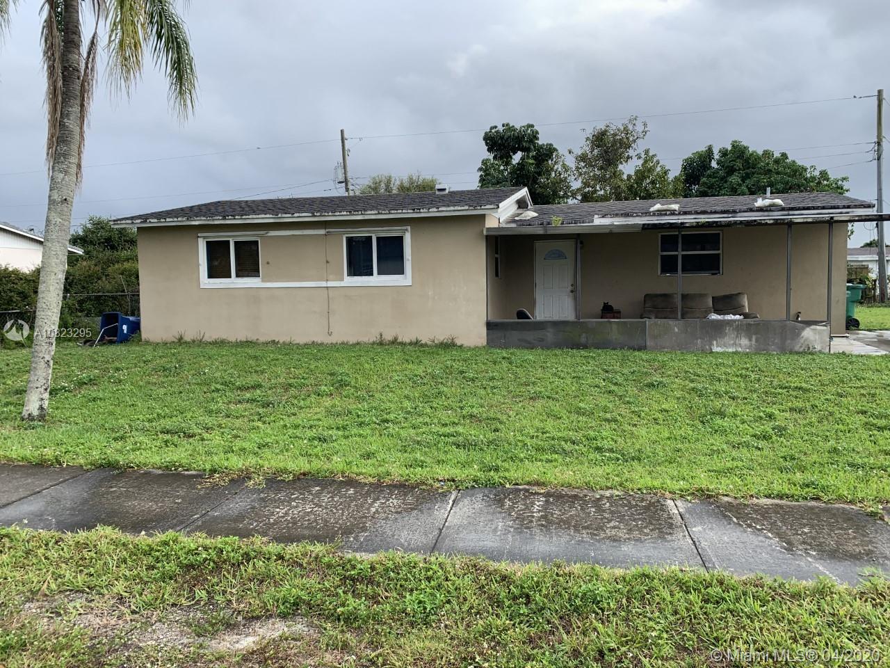 8020 NW 175th St, Hialeah, FL 33015