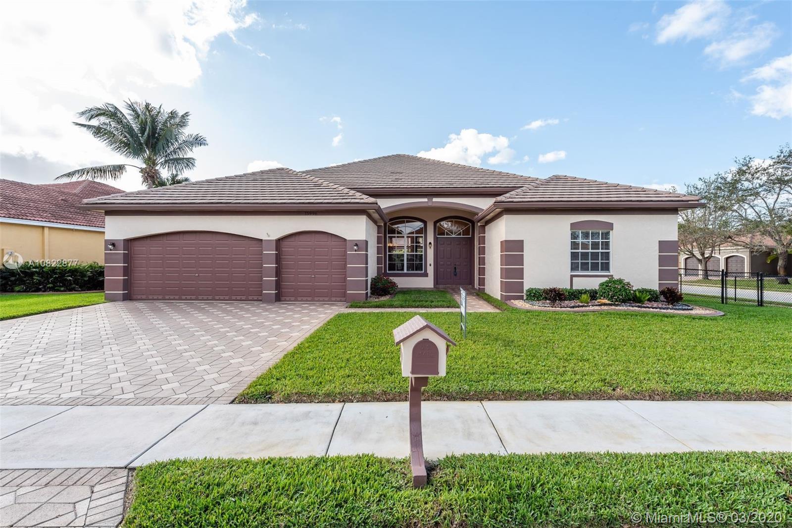 15996 SW 14th St, Pembroke Pines, FL 33027