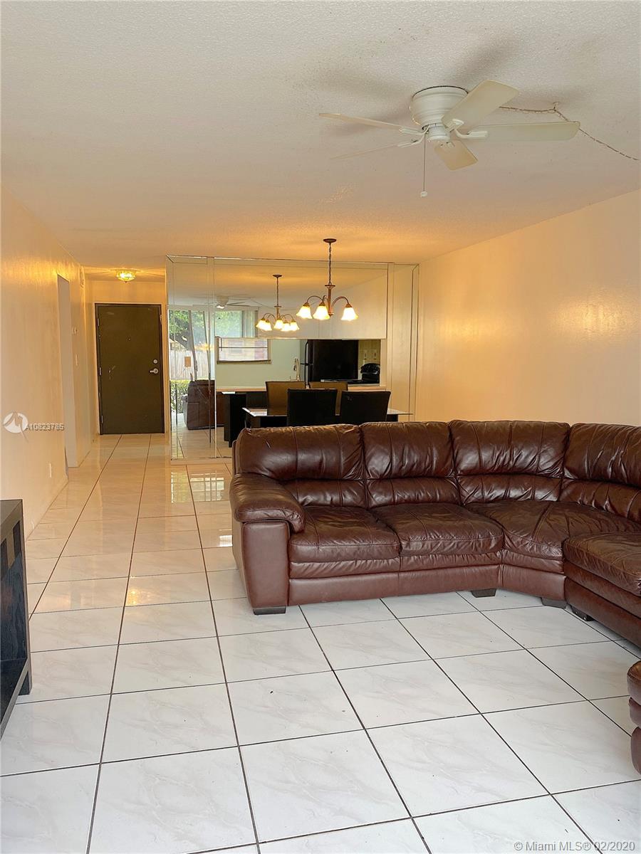 Davie, FL 33314,7175 Orange Dr #112H