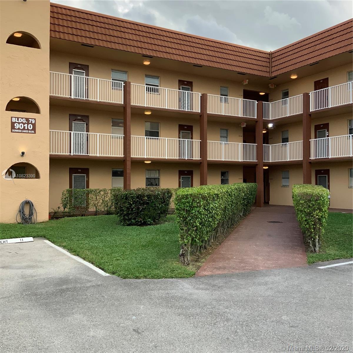 9010 Sunrise Lakes Blvd #305, Sunrise, FL 33322